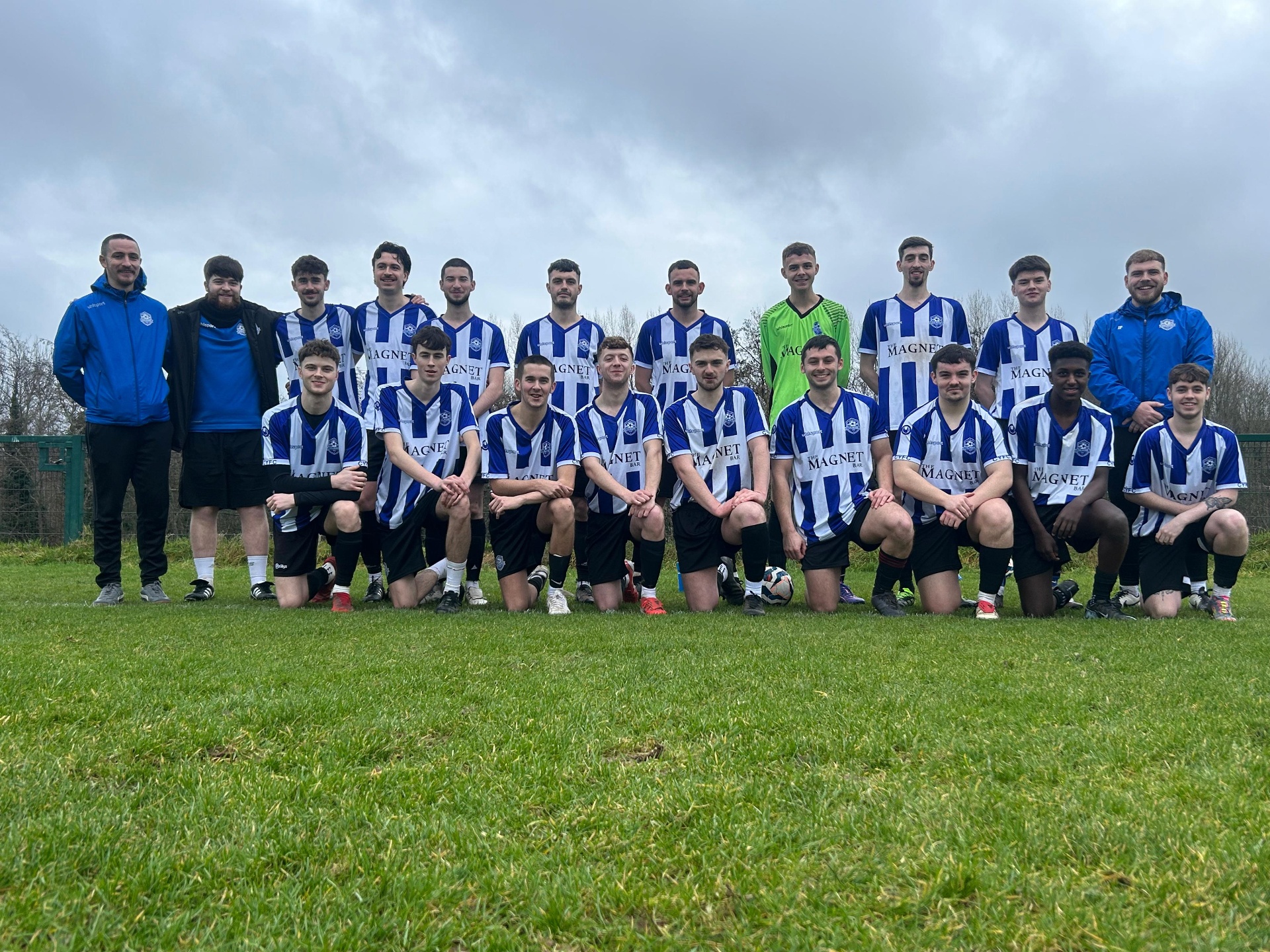 Men's Senior team photo